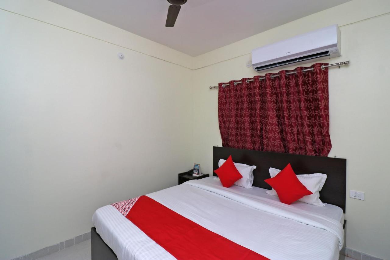 โอโย 35905 โฮเต็ล ริเวอร์พอยต์ Hotel คัทตัค ภายนอก รูปภาพ